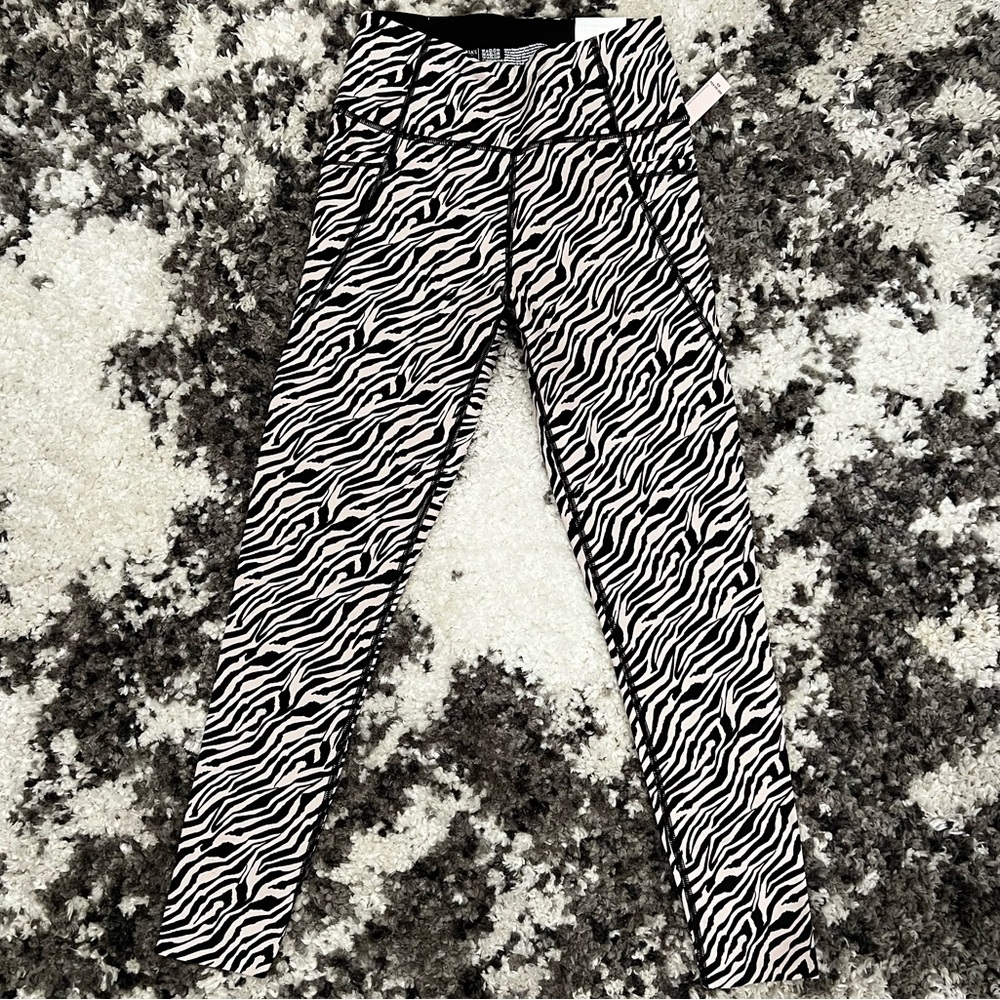 Victoria’s Secret XS Performance 7/8 Yoga Pants